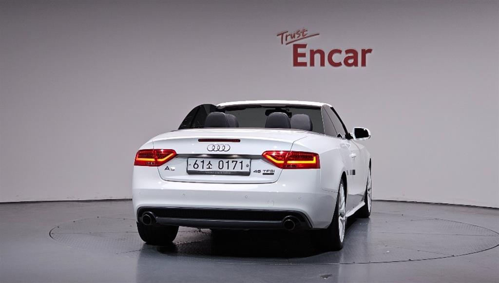 Audi A5 40 TFSI Quattro Cabriolet 5