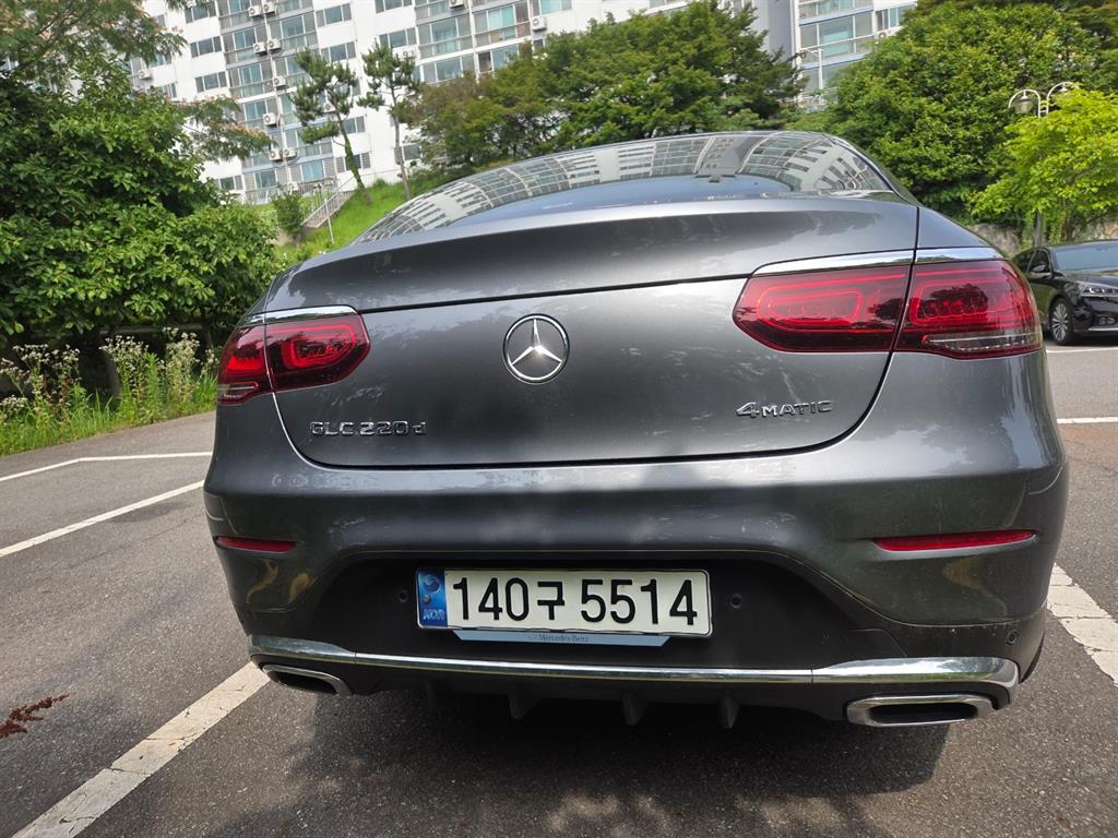 Mercedes-Benz GLC-Class GLC220d 4MATIC Coupe 3