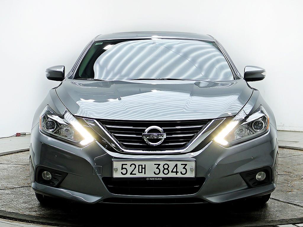 Nissan Altima 2.5 Tech
