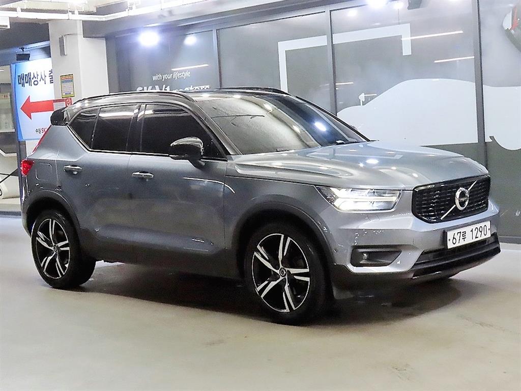 XC40 T4 4WD R-디자인 2019년식