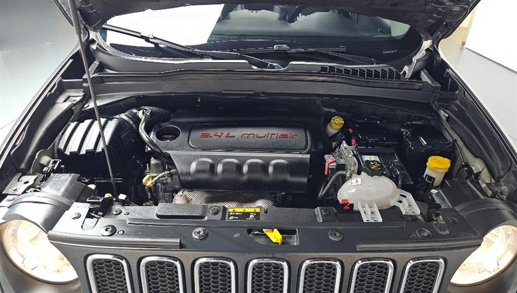 Jeep Renegade 2.4 Longitude 10