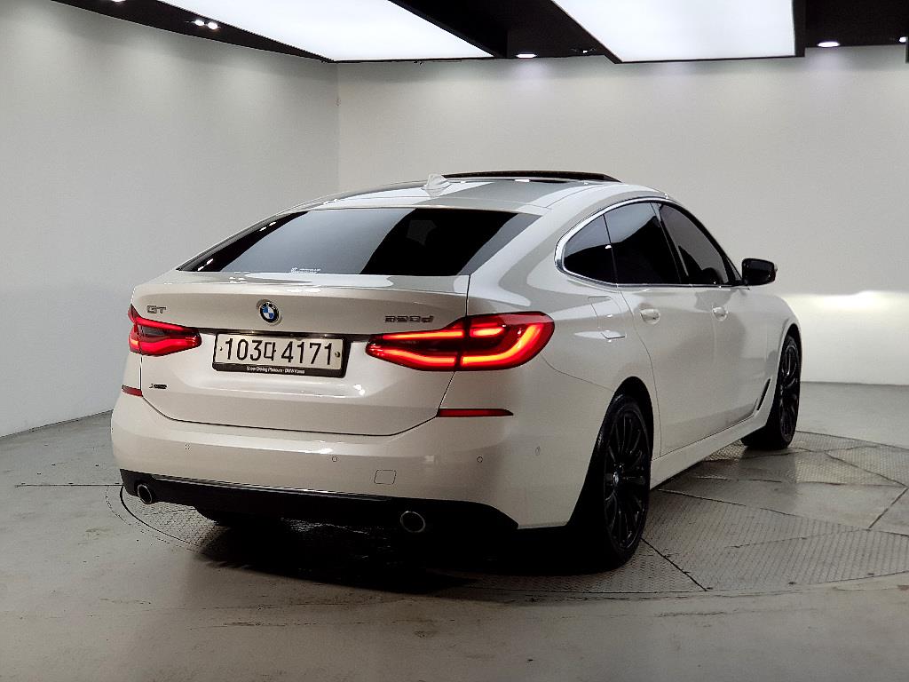 BMW 6 Series 620d xDrive Luxury 5