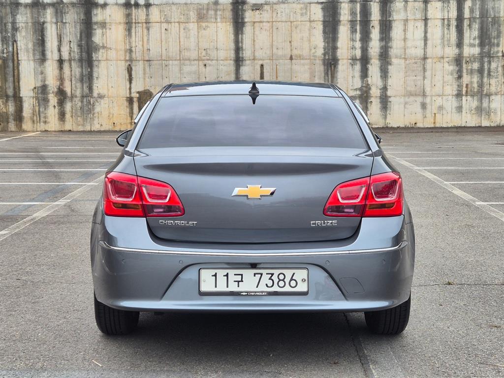 Chevrolet Cruze 1.8 LT 6