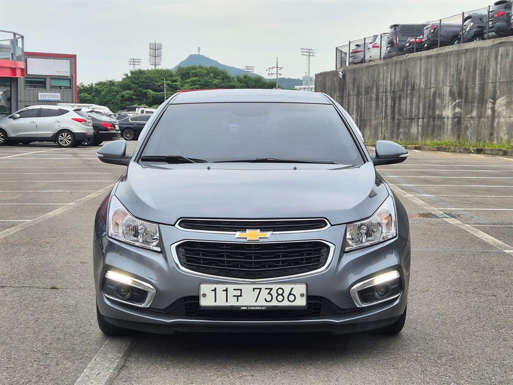 Chevrolet Cruze 1.8 LT 3