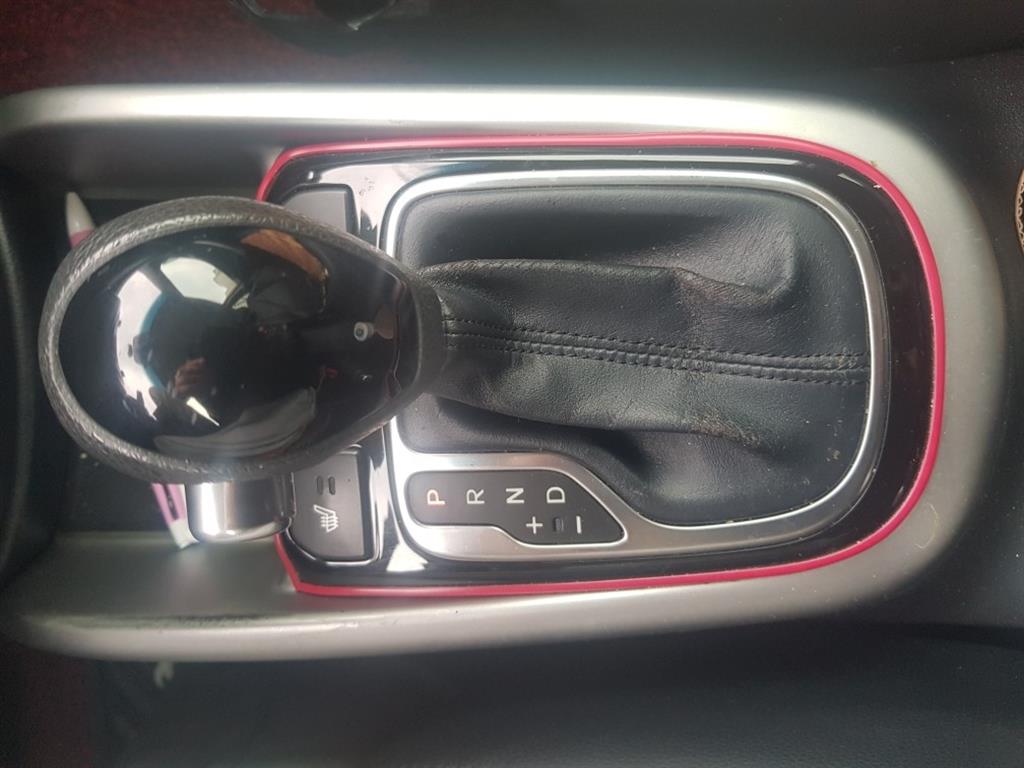 Kia Soul 1.6 GDI Luxury 6