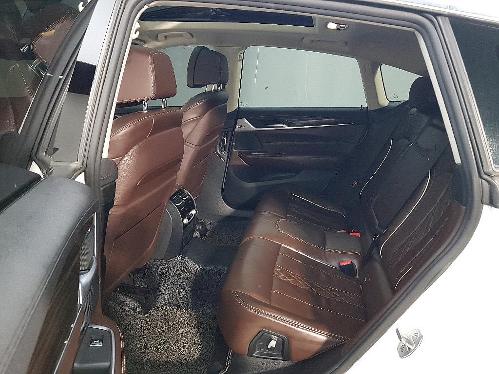 BMW 6 Series 620d xDrive Luxury 10