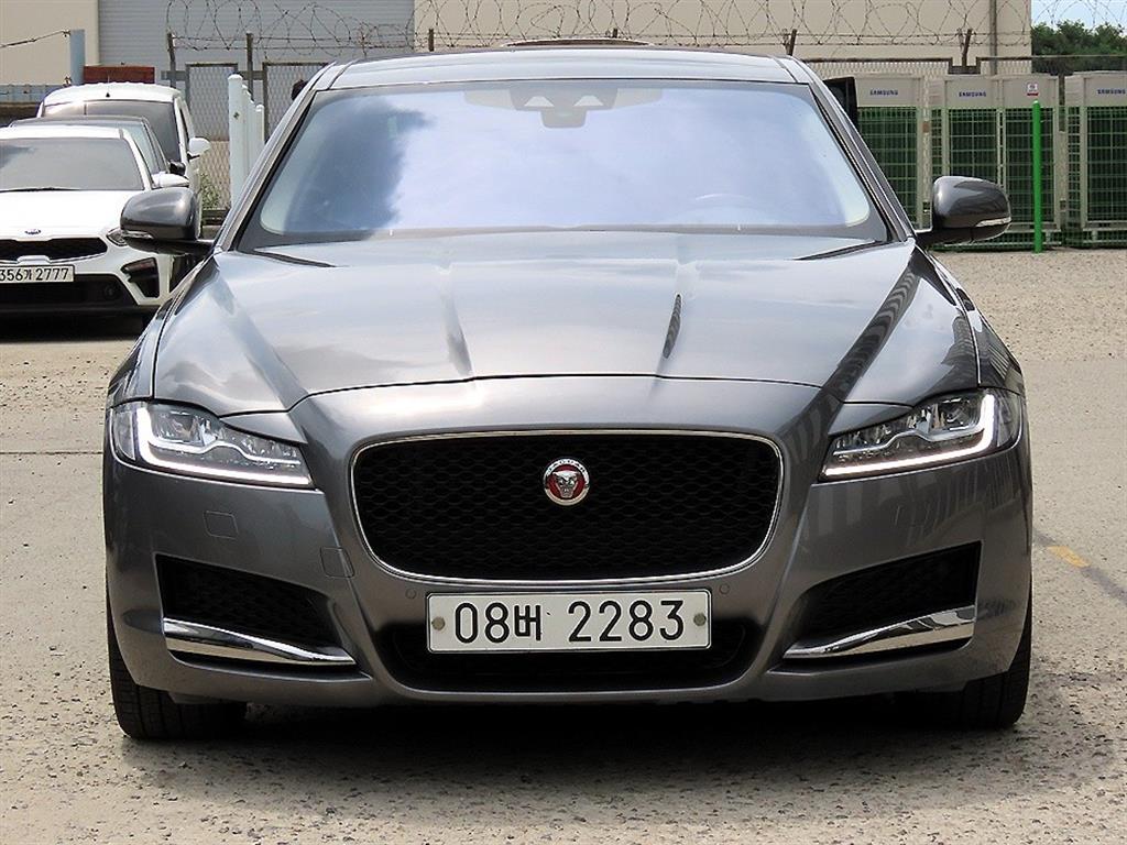 Jaguar XF 2.5T Prestige