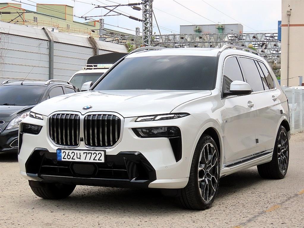 BMW X7 xDrive 40d M 스포츠 사진