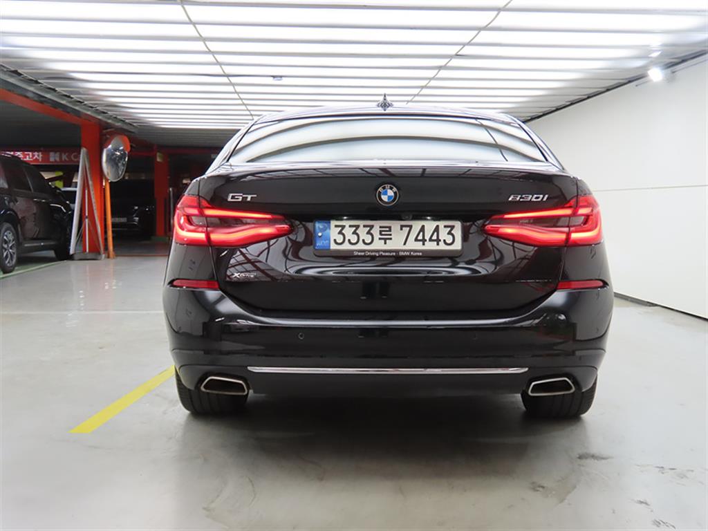 BMW 6 Series 630i xDrive Luxury 4