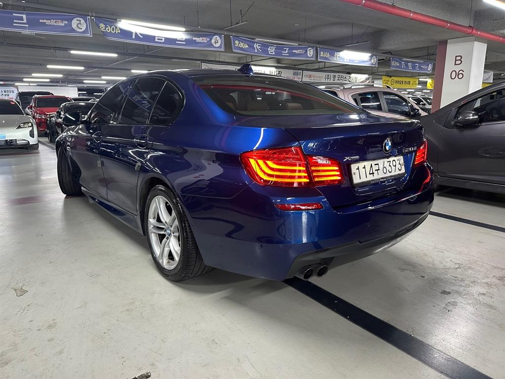 BMW 5시리즈 520d xDrive M 에어로다이나믹 사진 2/20