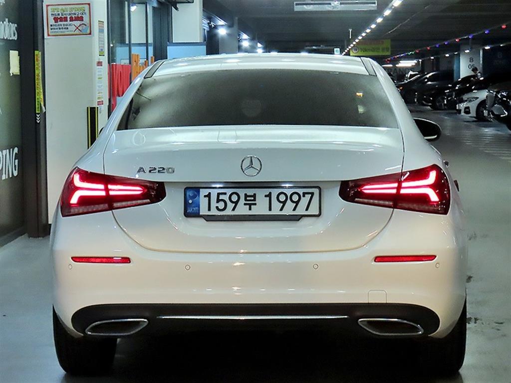 Mercedes-Benz A-Class A220 Sedan 6