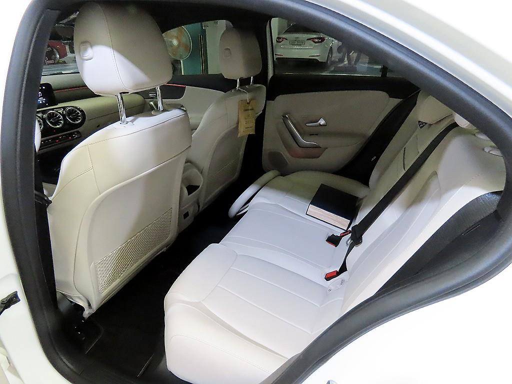Mercedes-Benz A-Class A220 Sedan 8
