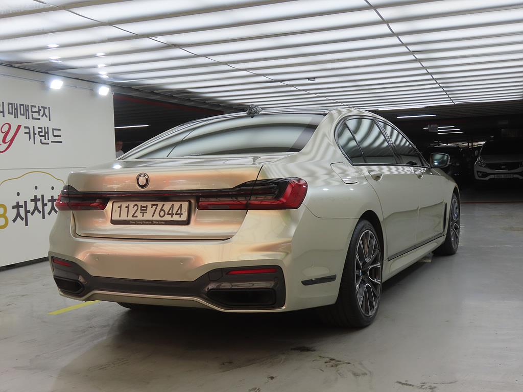 BMW 7 Series 730Ld xDrive M Sport 5