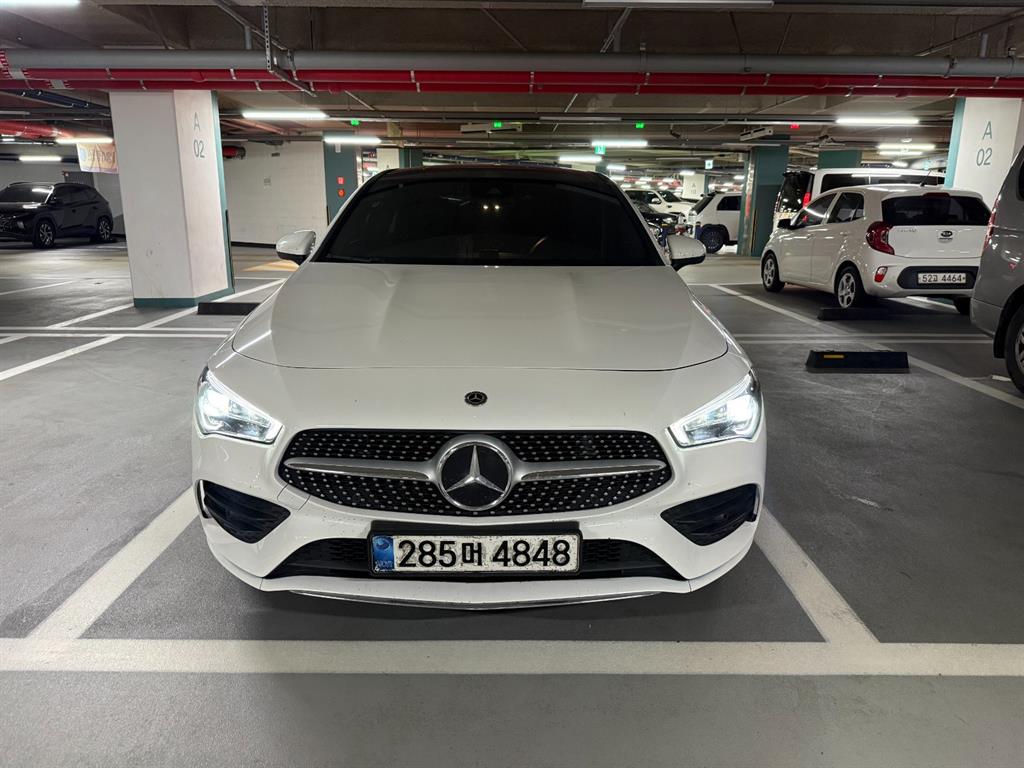 Mercedes-Benz CLA-Class CLA250 4MATIC