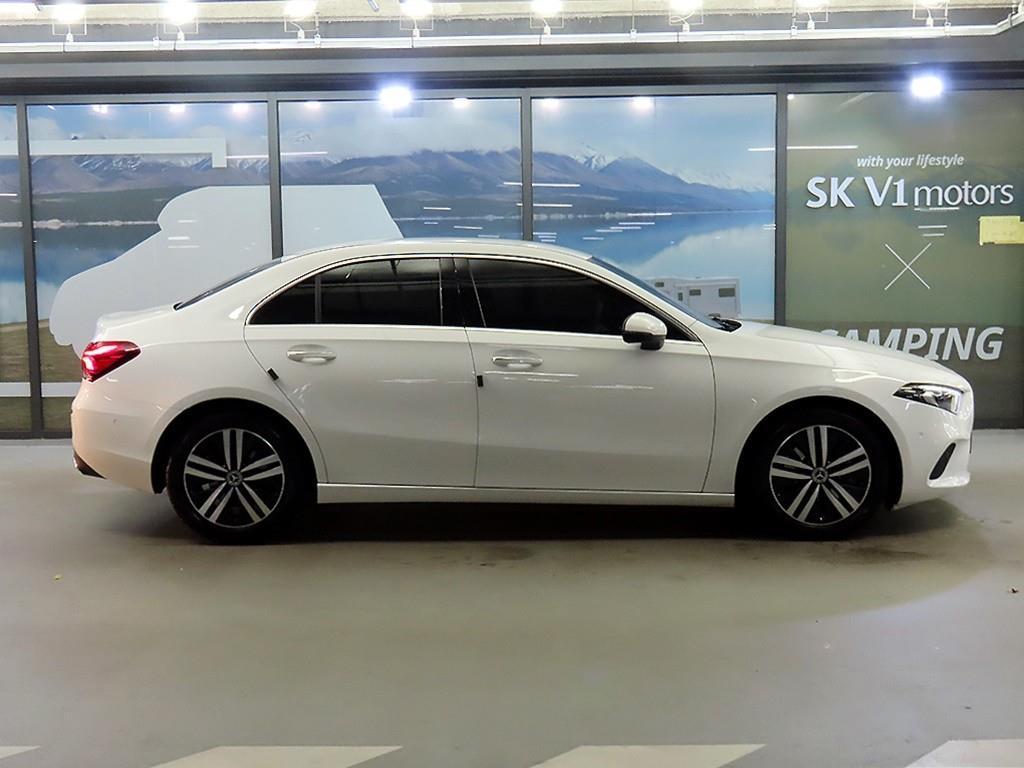 Mercedes-Benz A-Class A220 Sedan 4