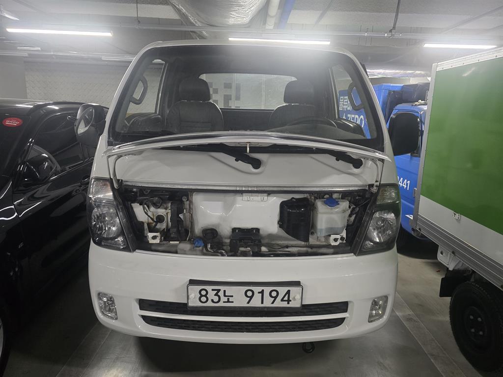 기아 봉고3 카고 4WD 사진 2/5