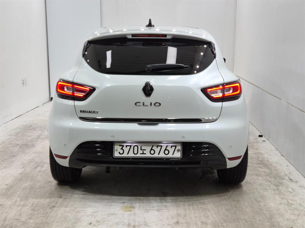 Renault Clio Intense Panoramic 4