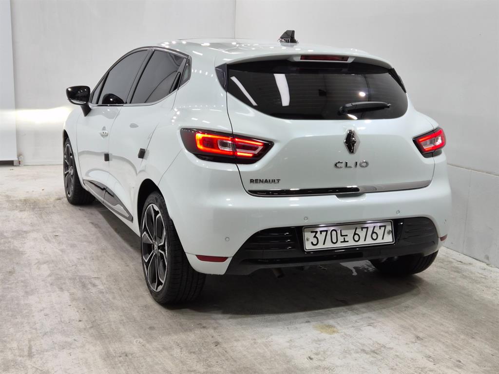 Renault Clio Intense Panoramic 5