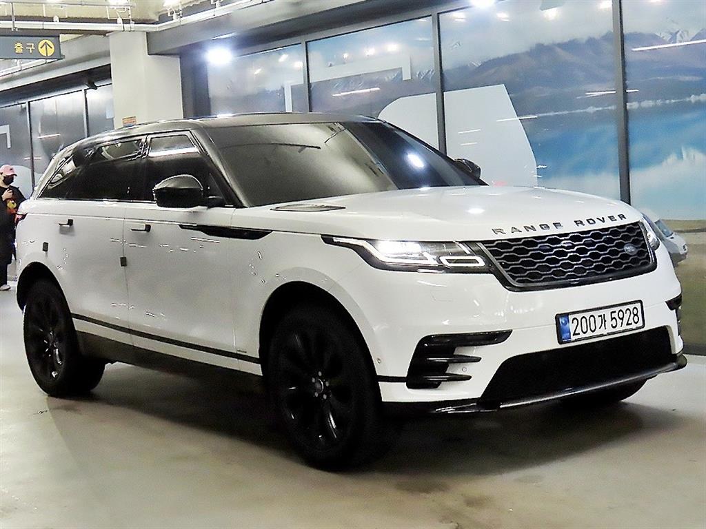 레인지로버 벨라 2.0 D240 S 2018년식