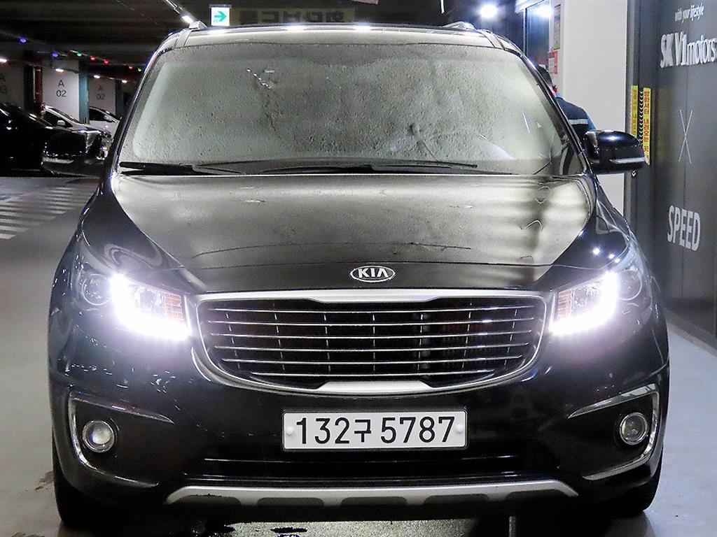 기아 카니발 디젤 9인승 럭셔리 사진