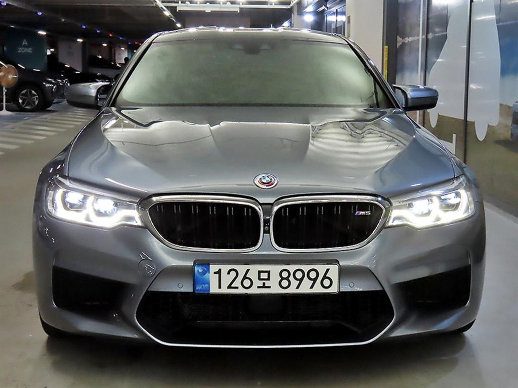 BMW 5시리즈 M5 세단 사진