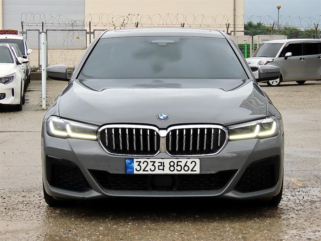5시리즈 (G30) 520i M 스포츠 2022년식