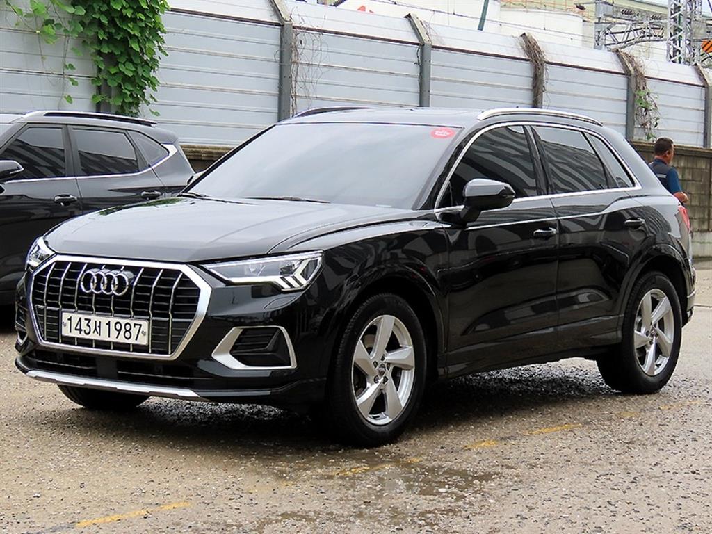 아우디 Q3 35 TDI 프리미엄 사진 2/20