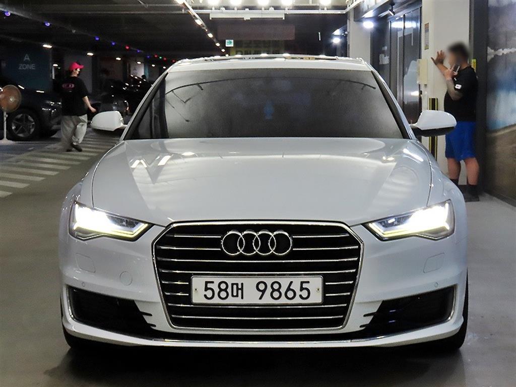 아우디 A6 35 TDI 프리미엄 사진