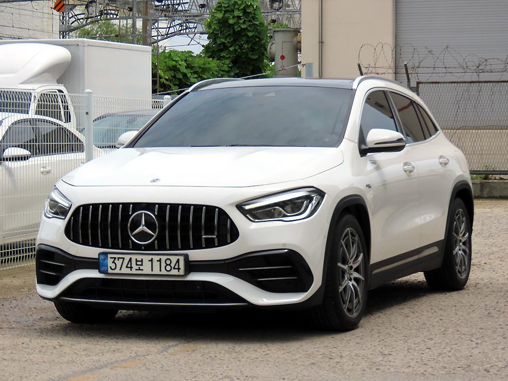 벤츠 GLA 클래스 GLA45 AMG 4MATIC + 사진 2/20