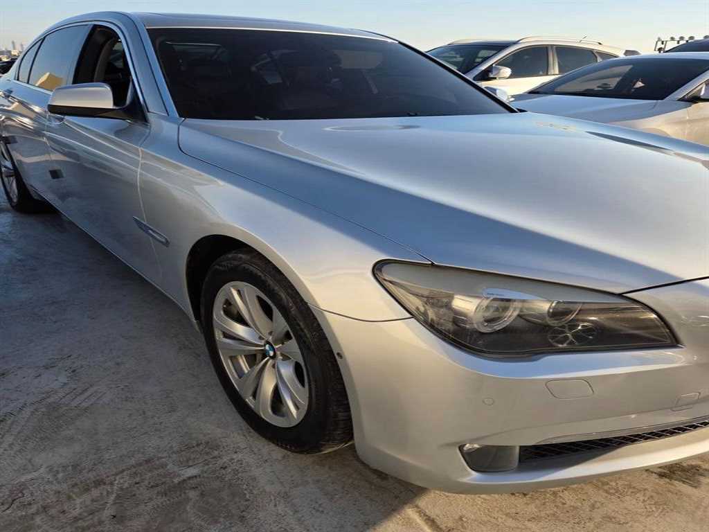 BMW 7시리즈 740 Li 사진 2/20