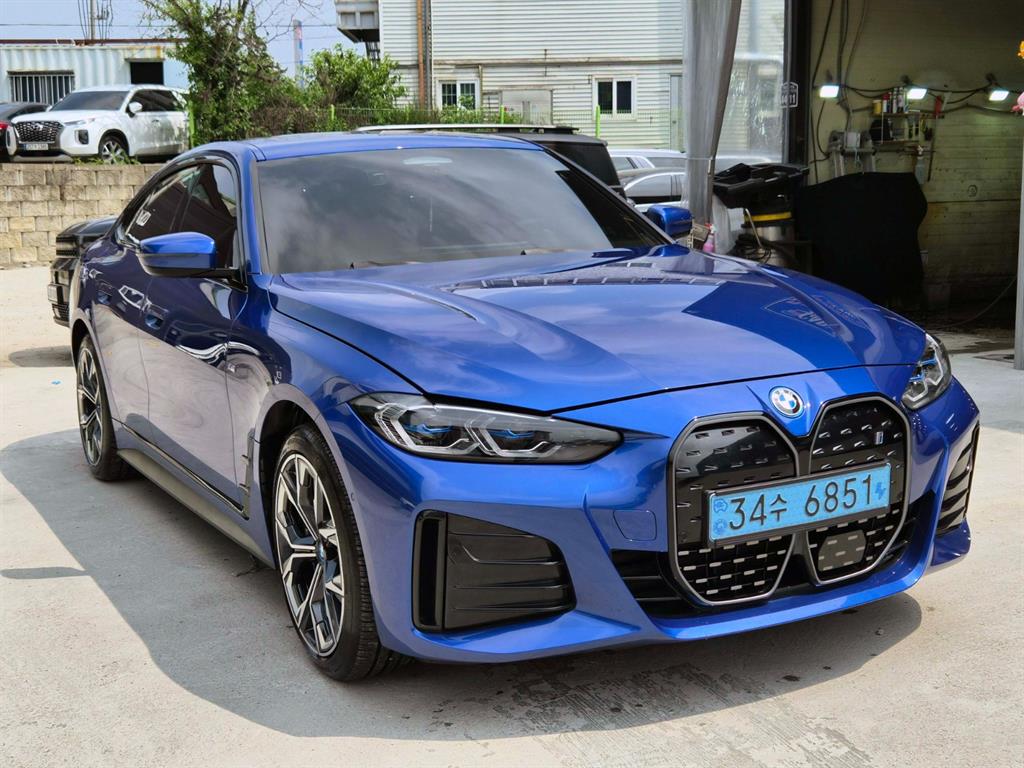 BMW i4 eDrive 40 M 스포츠 프로 사진 2/20