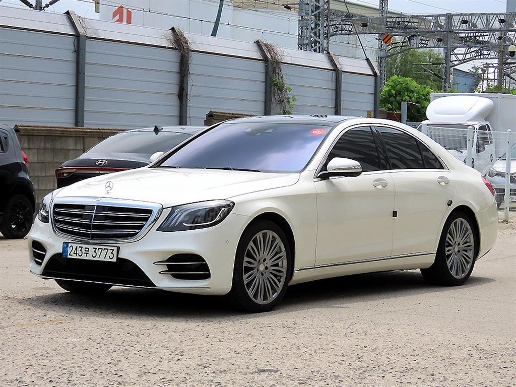 벤츠 S 클래스 S 350 d 4MATIC 사진 2/20