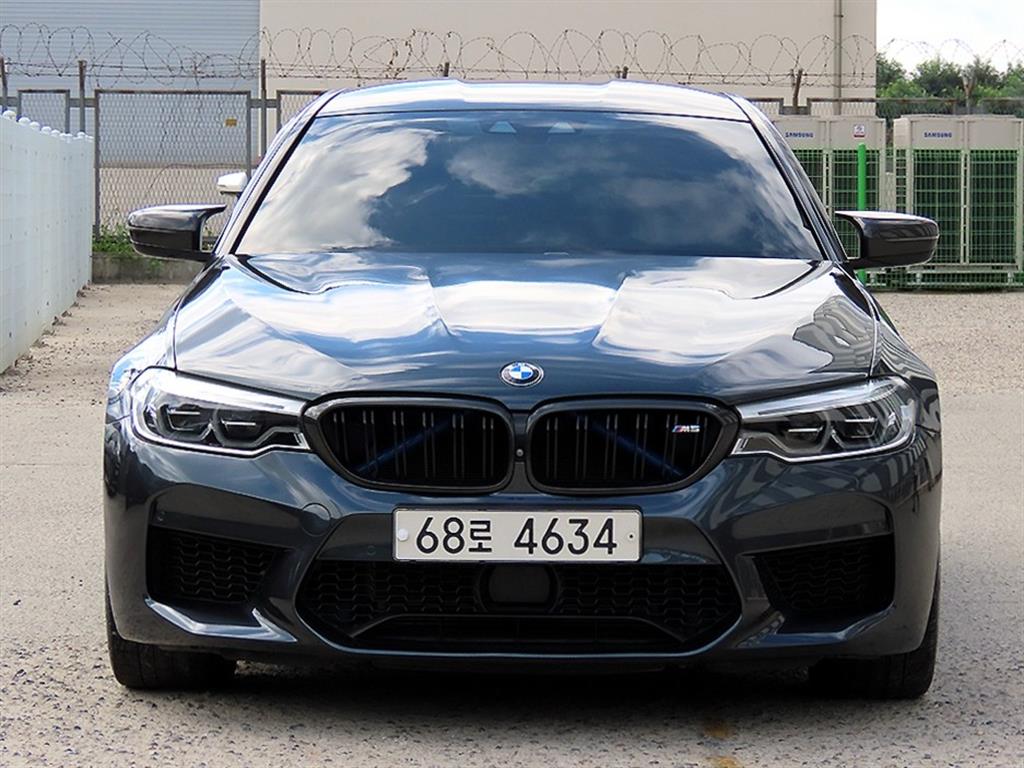 M5 (F90, F10) M5 세단 2018년식