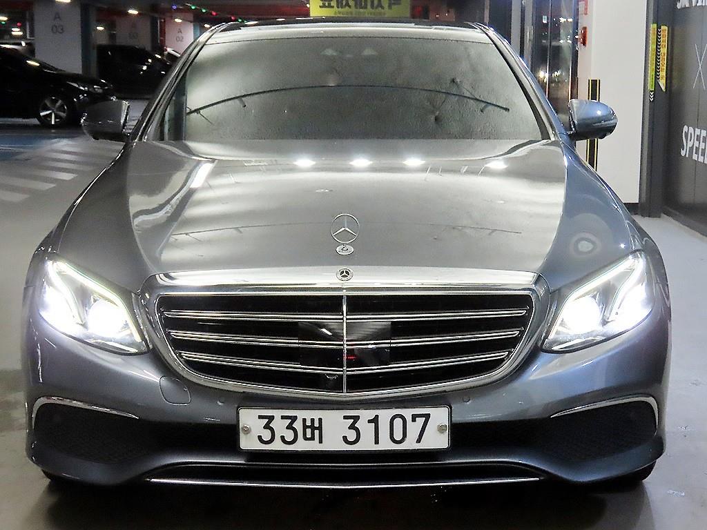 벤츠 E 클래스 E400 4MATIC 익스클루시브 사진
