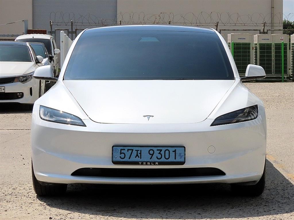 모델 3 RWD 2024년식
