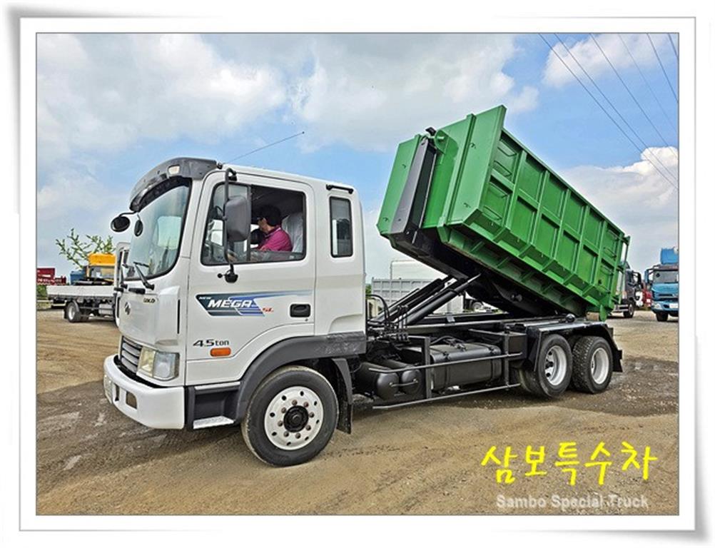 현대 메가트럭 암롤 260 7.5톤 수동 - 중고 트럭 매물 이미지