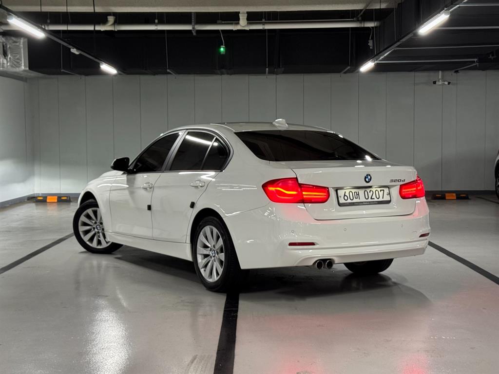 BMW 3시리즈 320d 사진 2/20