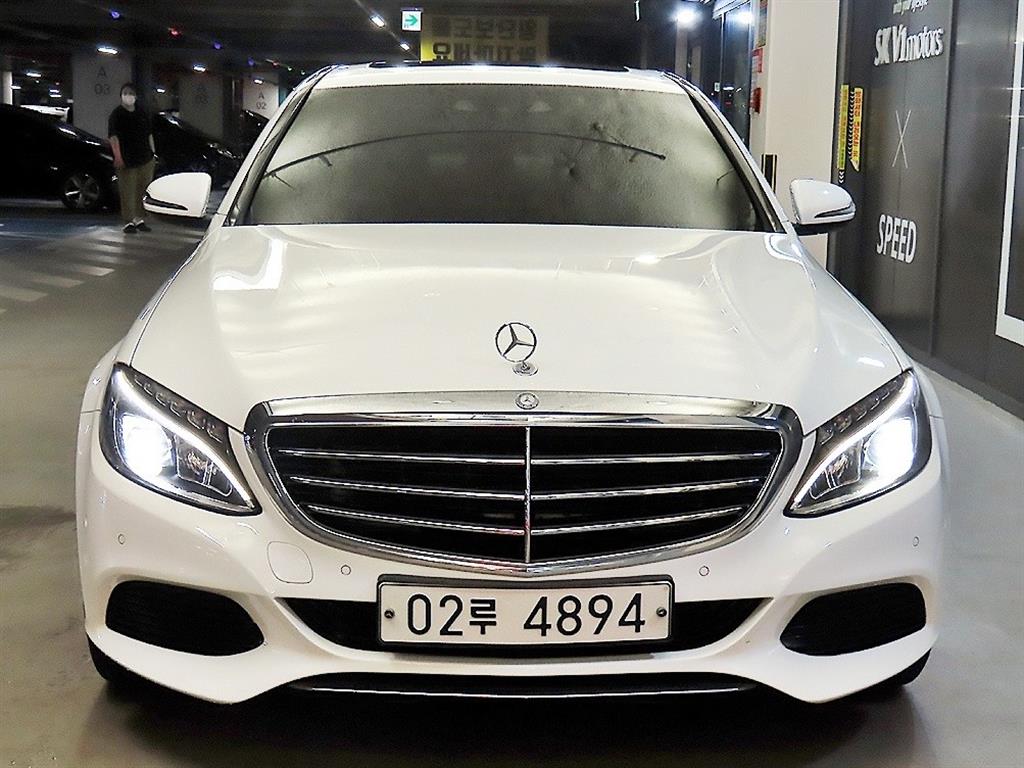 벤츠 C 클래스 C220 d 아방가르드 사진