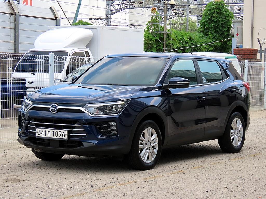 KGM 코란도 2WD 가솔린 1.5 C3 플러스 사진 2/19