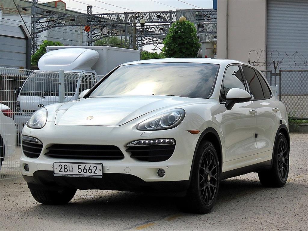 포르쉐 카이엔 4.8 S 사진 2/20