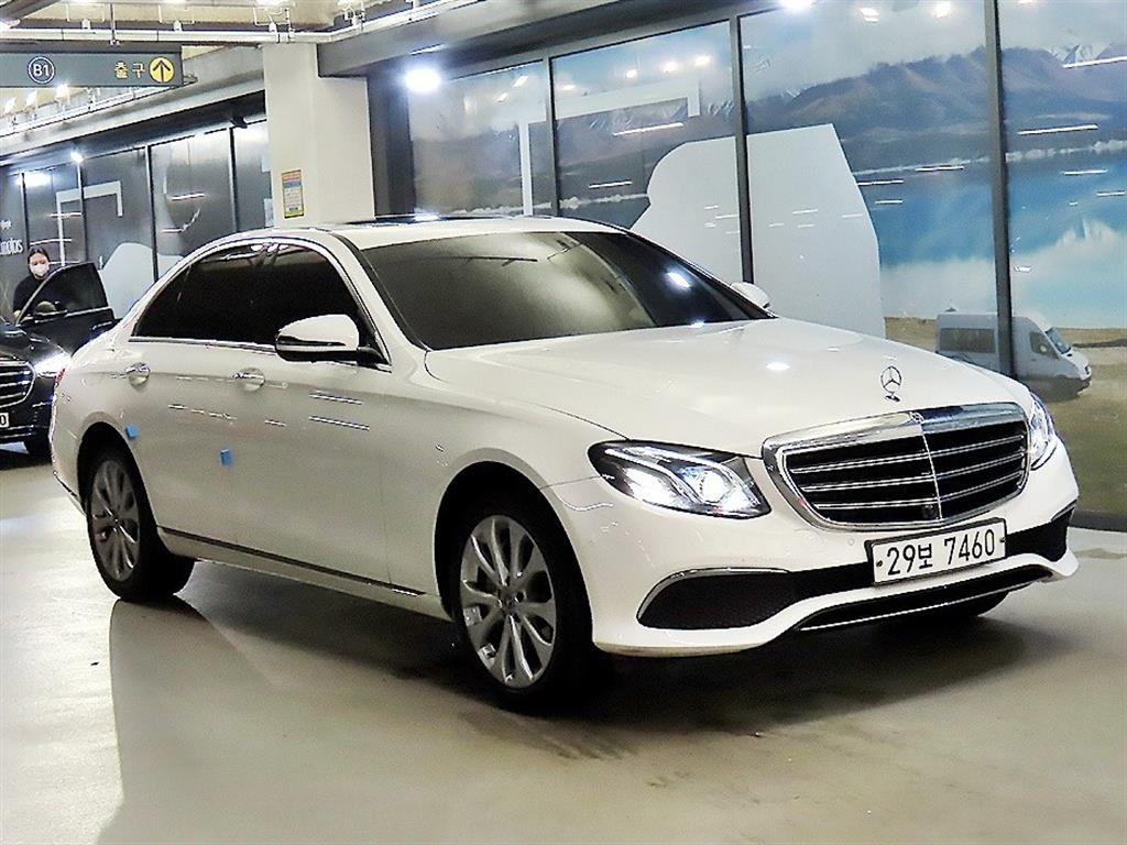 E-클래스 W213 E300 4MATIC 익스클루시브 2018년식