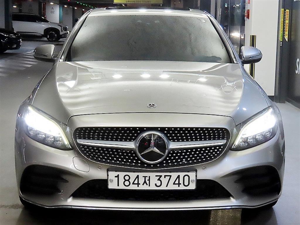 벤츠 C 클래스 C300e 4MATIC AMG Line 사진