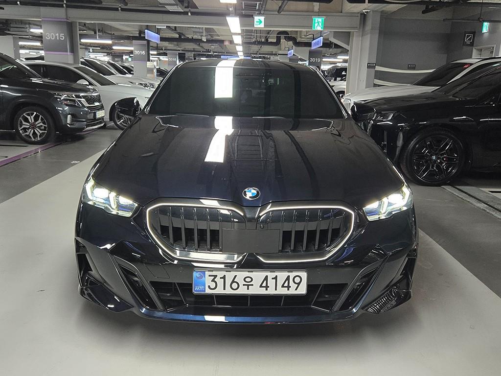 5시리즈 (G60) 530i xDrive M 스포츠 2026년식