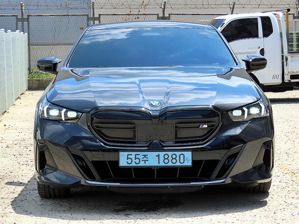 i5 M60 xDrive 2024년식