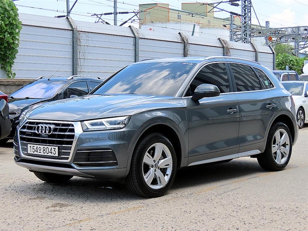 아우디 Q5 40 TDI 콰트로 프리미엄 사진 2/20