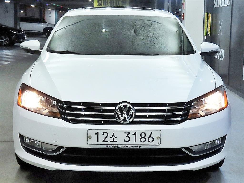 폭스바겐 파사트 2.0 TDI 사진