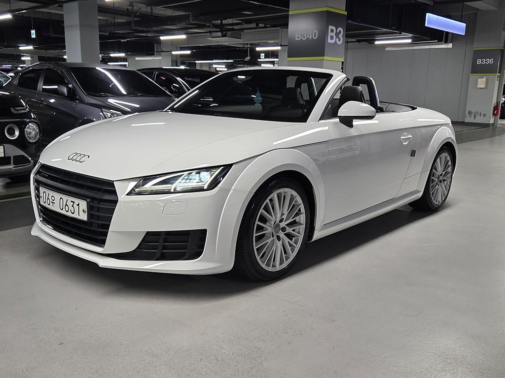 아우디 TT 쿠페 45 TFSI 콰트로 사진 2/16