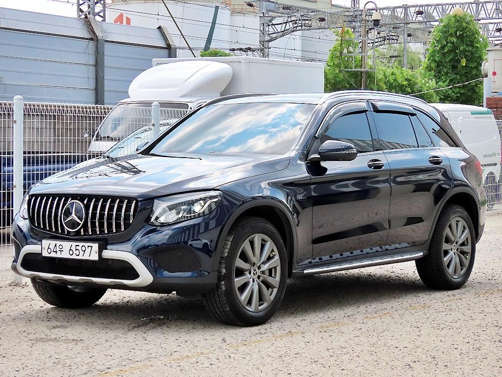 벤츠 GLC 클래스 GLC 350 e 4MATIC 프리미엄 사진 2/20