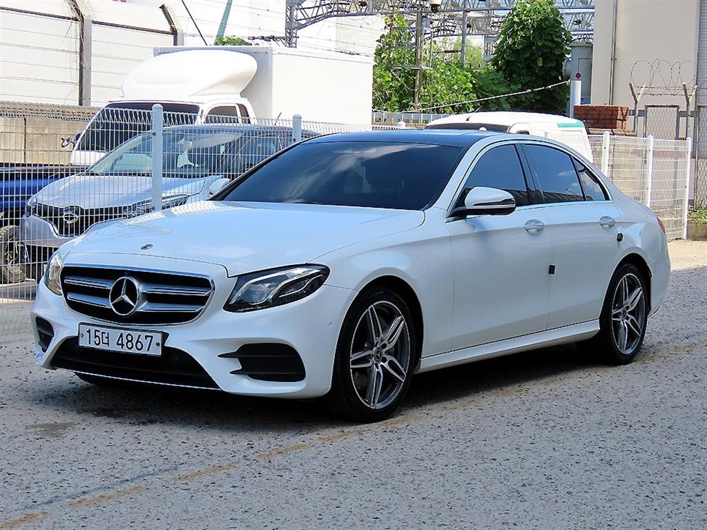 벤츠 E 클래스 E300 AMG LINE 사진 2/20