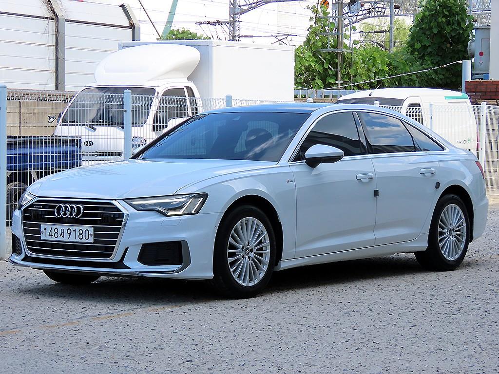 아우디 A6 45 TFSI 콰트로 프리미엄 사진 2/20